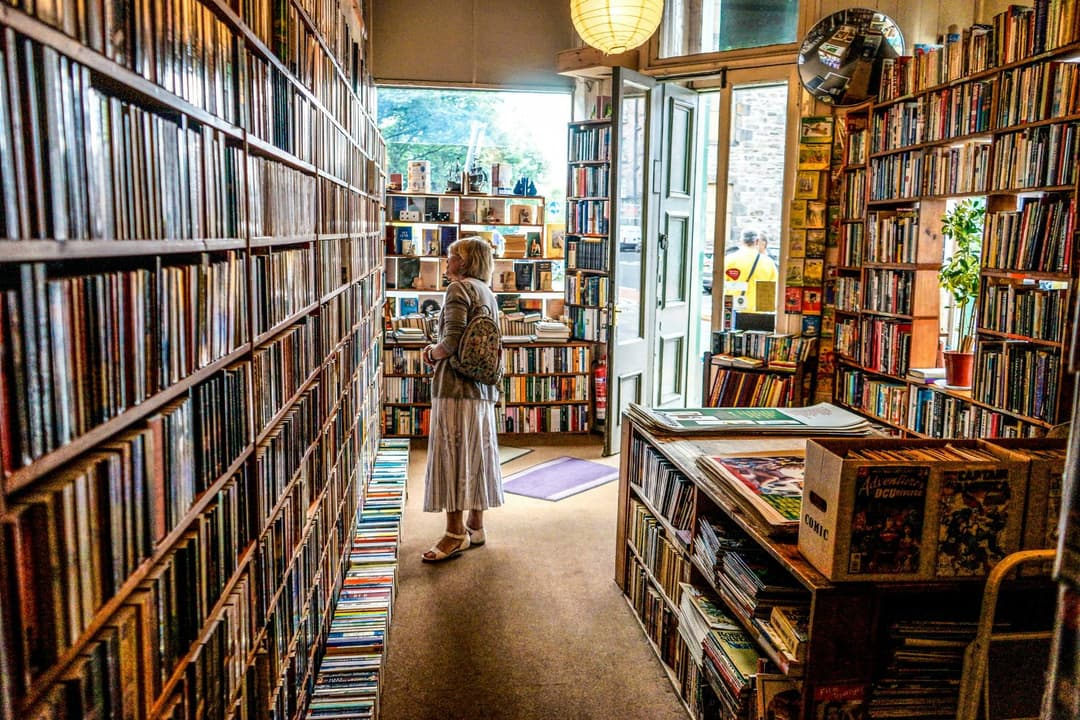 Empower Bookstore Staff and High-Speed Checkout